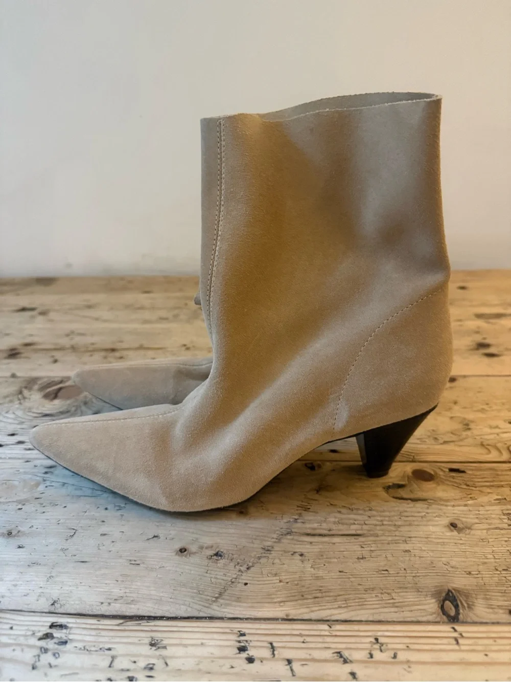 Zara Beige Suede Pointed-Toe Ankle Boots NWT
